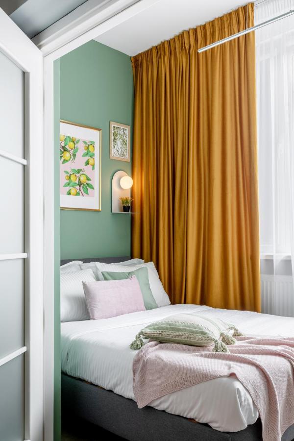 Holt - Dolce In Napoli Apartment บูคาเรสต์ ภายนอก รูปภาพ