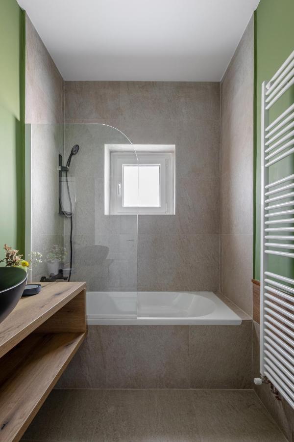Holt - Dolce In Napoli Apartment บูคาเรสต์ ภายนอก รูปภาพ